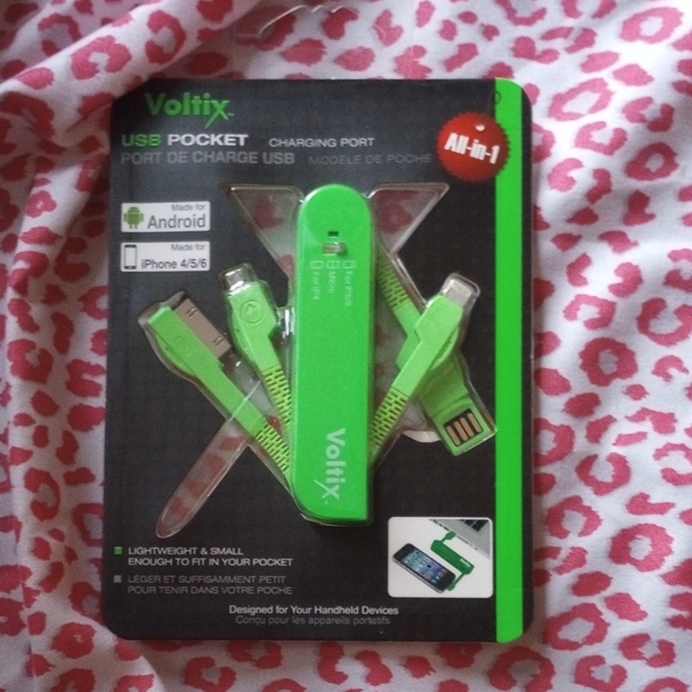 Green USB Pocket Charging Port for Android and iPhone